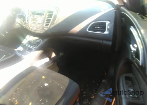 2016 Chrysler 200 Limited из США, поврежденный, VIN 1C3CCCAB5GN160138